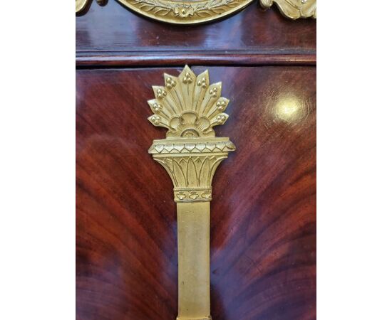 Elegantissima credenza impero