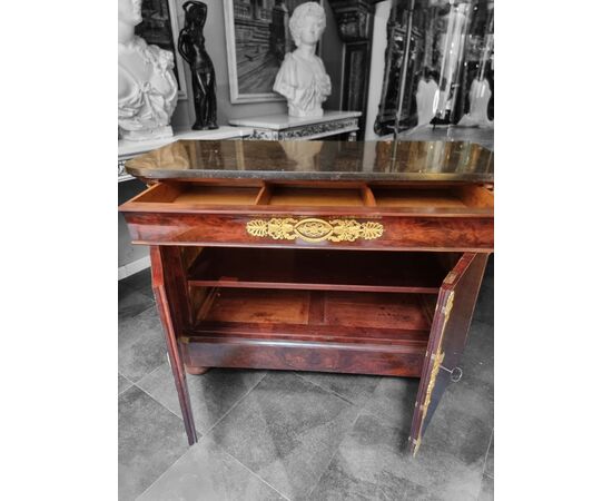 Elegantissima credenza impero