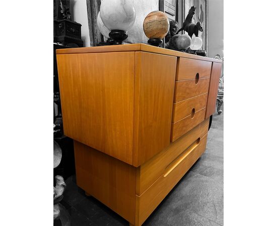 Comò/credenza di Giovanni Michelucci