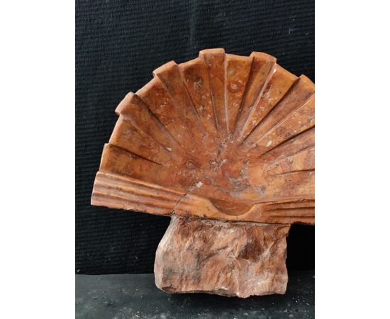 Deliziosa coppia di acquasantiere in marmo rosso di Verona - 25 x 25 cm
