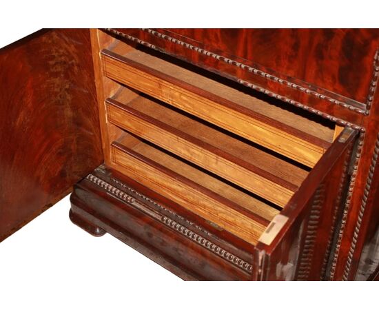 Secretaire stile Carlo X in Piuma di Mogano Francese del 1800 con Marmo