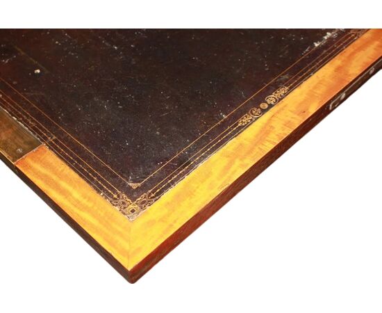 Secretaire stile Carlo X in Piuma di Mogano Francese del 1800 con Marmo