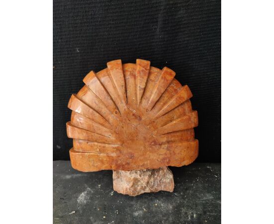 Deliziosa coppia di acquasantiere in marmo rosso di Verona - 25 x 25 cm