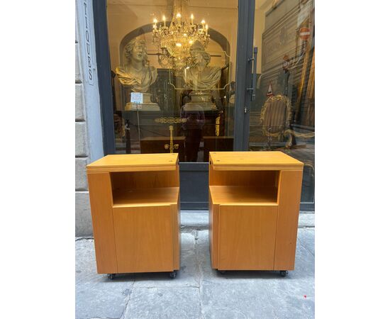 Coppia di comodini Michelucci