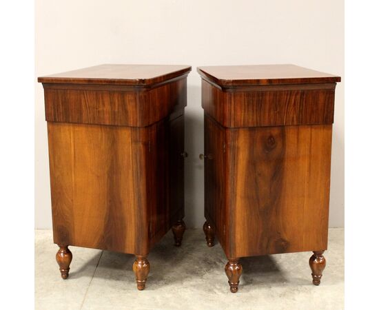 Antica coppia comodini Carlo X in noce - Italia epoca '800