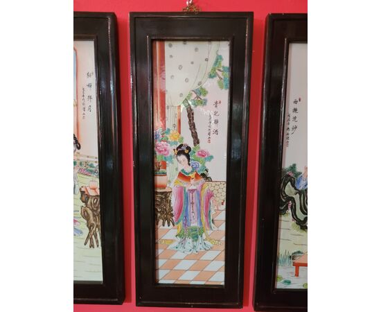 4 decorazioni su ceramica Cina Epoca '900 cornice legno ebanizzato