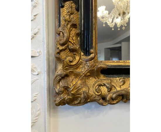 Specchiera in legno dorato