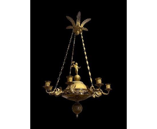 Lampadario in bronzo dorato