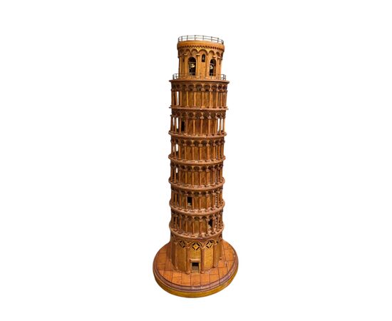 Grand Tour –  Modellino della Torre di Pisa in legno – XIX secolo.