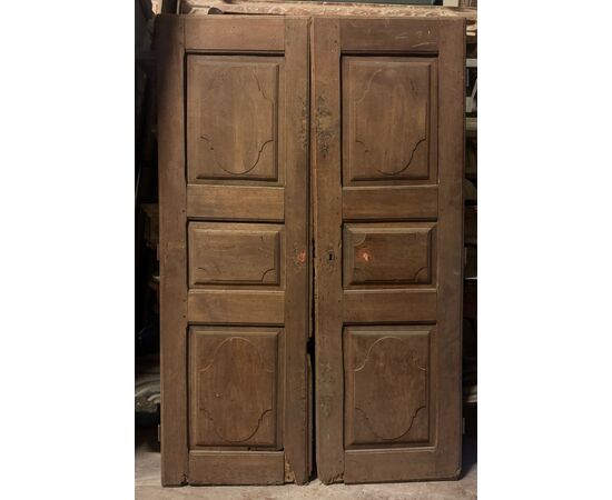 PAN426 - Coppia di ante in legno, epoca '700, misure cm L 110 x H 157