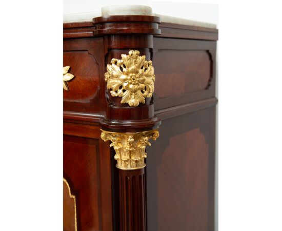 Credenza antica Napoleone III Francese alla maniera di "Vernis Martin". Periodo XIX secolo.