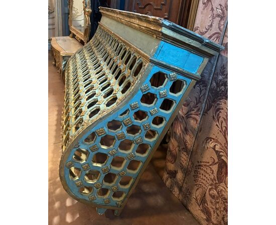 DARS672 - Balcone veneziano da teatro in legno laccato e dorato, epoca '700, misure cm L 177 x H 115 x P 50