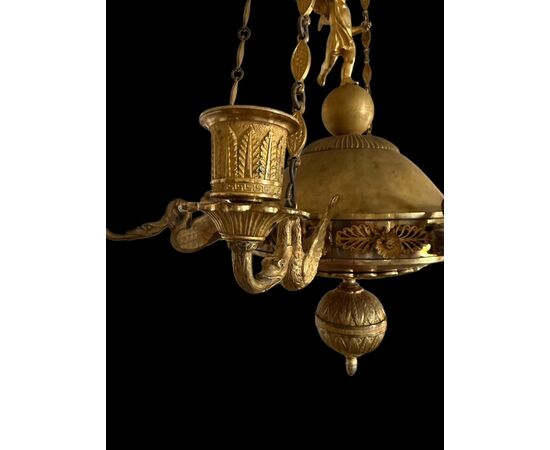 Lampadario in bronzo dorato