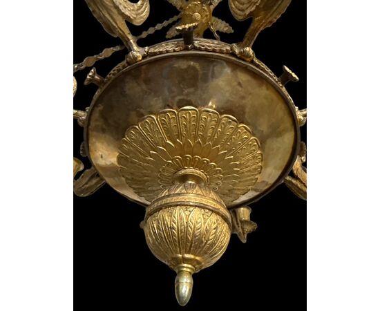 Lampadario in bronzo dorato