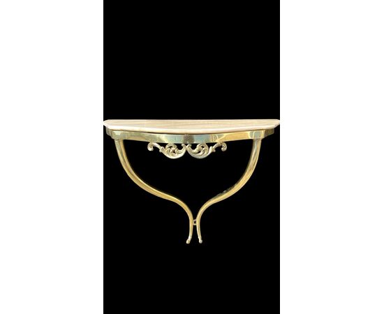 Coppia di consolles d’applique in ottone con piano in alabastro.