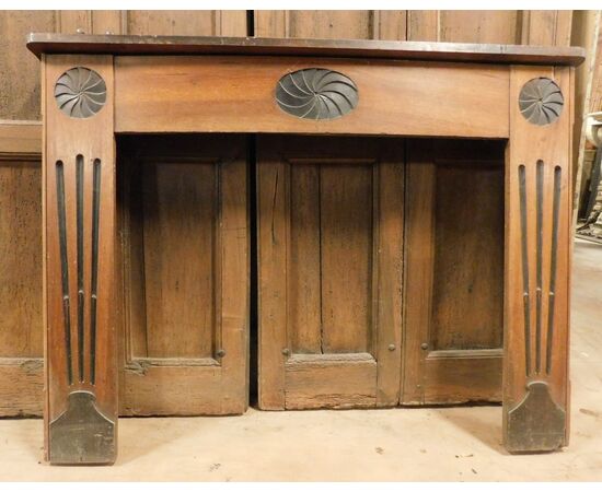 chl042 walnut fireplace with ebonized sculptures, Charles X mis. cm l 148 xh 110     