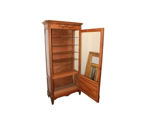 Vetrina Stile Luigi XVI in Legno di Noce di inizio 1900 con Intagli