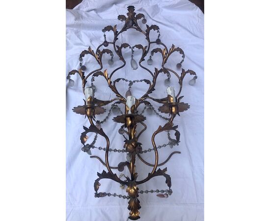 Grande applique in metallo dorato cm. 95 x 60