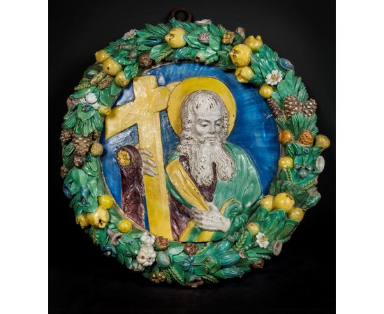 Santi Buglioni, tondo in terracotta raffigurante "Sant'Andrea entro una corona di frutti e fiori"