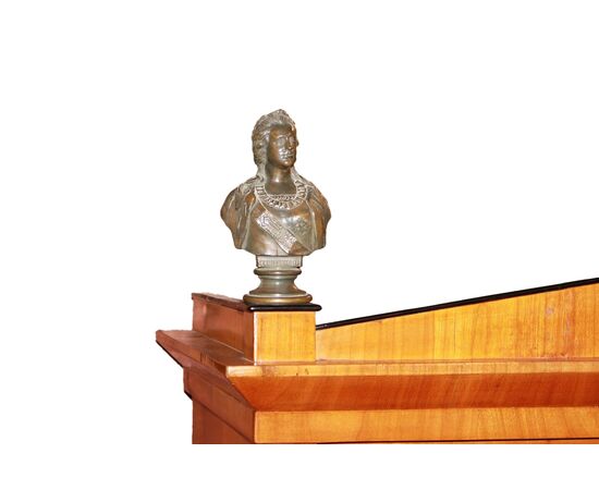 Vetrina Russa Stile Biedermeier in legno di Betulla inizio 1800