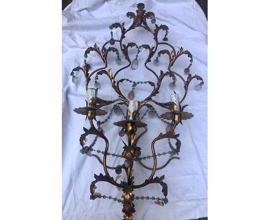 Grande applique in metallo dorato cm. 95 x 60