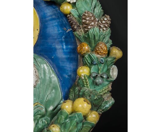 Santi Buglioni, tondo in terracotta raffigurante "Sant'Andrea entro una corona di frutti e fiori"