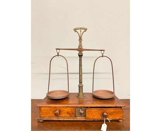 Antica bilancia da farmacista '800, 46x36 cm