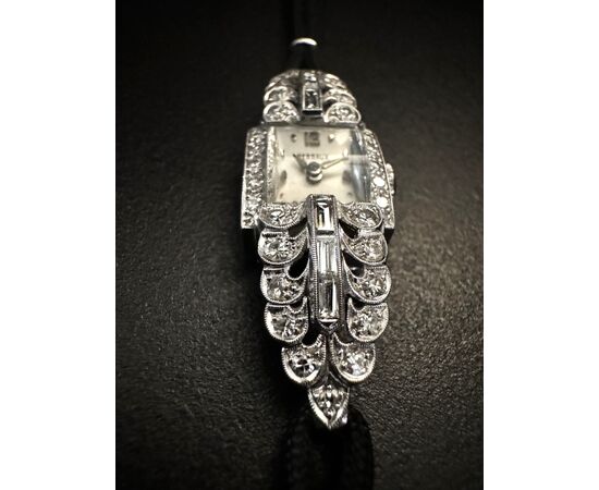 Orologio  in  Platino  con  Diamanti  2  ct.