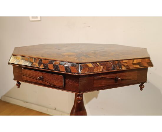 TAVOLINO CARLO X CON PIANO INTARSIATO PRIMO XIX SECOLO