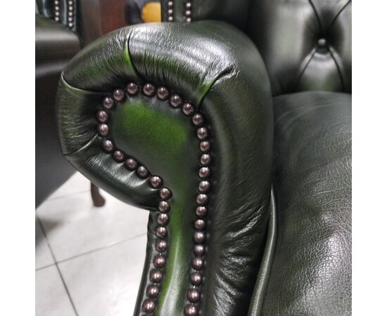 Coppia di poltrone chesterfield Queen Anne nuova inglese originale verde 