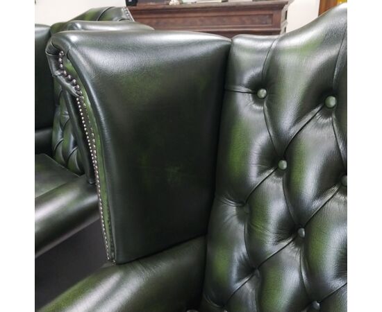 Coppia di poltrone chesterfield Queen Anne nuova inglese originale verde 