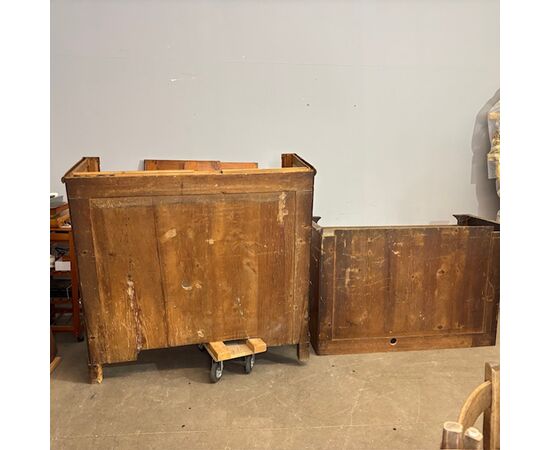 Antico armadio stipo guardaroba toscano in pino XIX sec . Mis h 210 L 132 prof cm 49 . Da restaurare 