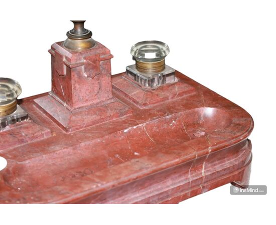 Calamaio Francese in Marmo Rosso Francia del 1800 con mezzo busto in bronzo
