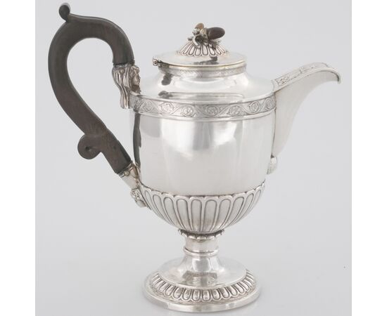 Caffettiera in argento sterling Giorgio IV, Paul Storr, Londra, 1823