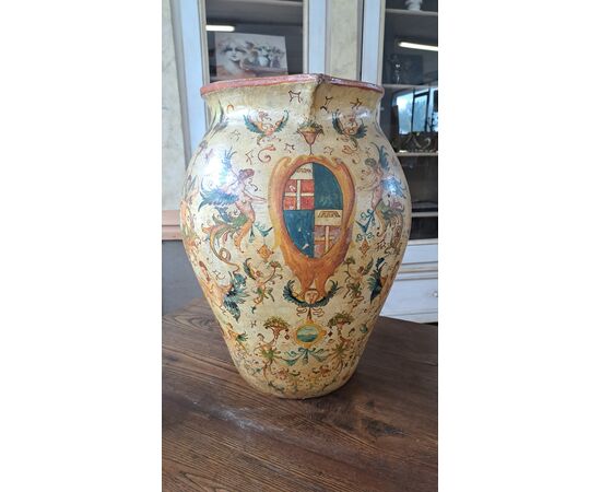 Vaso in terracotta dipinto dell'Ottocento