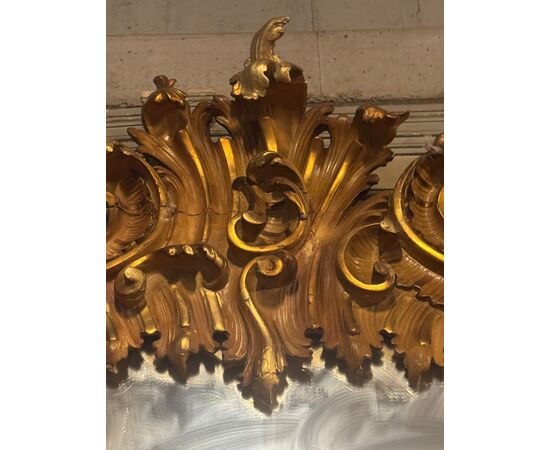 SPECC557 - Specchiera dorata scolpita a volute, epoca '800, misure cm L 115 x H 215
