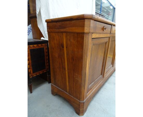 Credenza a tre porte in noce massello Luigi Filippo 1860 Francia