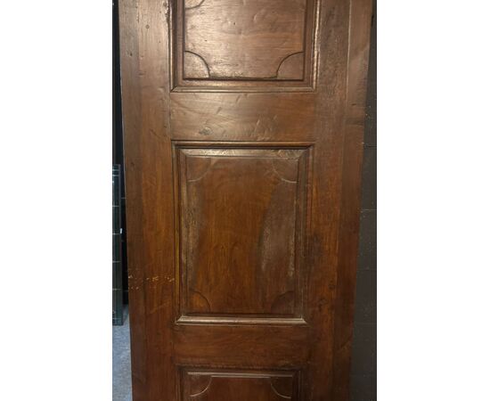 PTI756 - Porta in noce, scolpita, epoca '700, misure cm L 70 x H 200