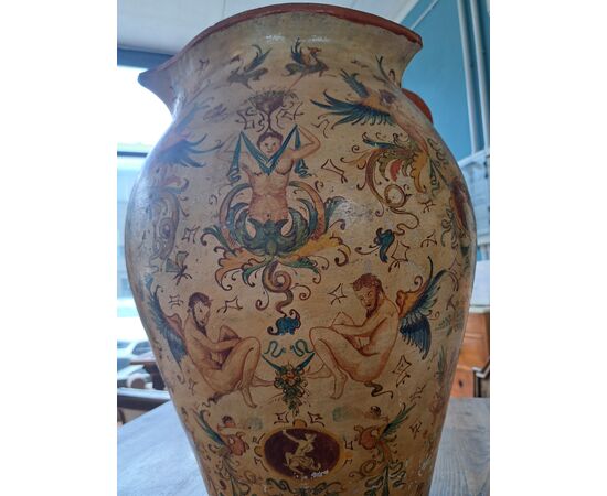 Vaso in terracotta dipinto dell'Ottocento
