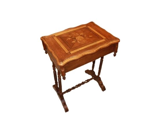 Toilette Francese del 1800 in Legno di noce con intarsi