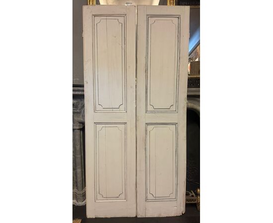 PTL703 - Porta laccate a due battenti bifacciale, epoca '800, misure cm L 92 x H 195