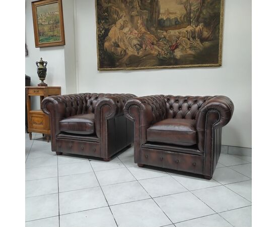 Coppia di poltrone chesterfield club in pelle marrone inglese originale nuova 