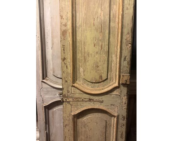PTS893 - N. 2 Porte laccate bifacciali, epoca '700, misure cm L 100 x H 212