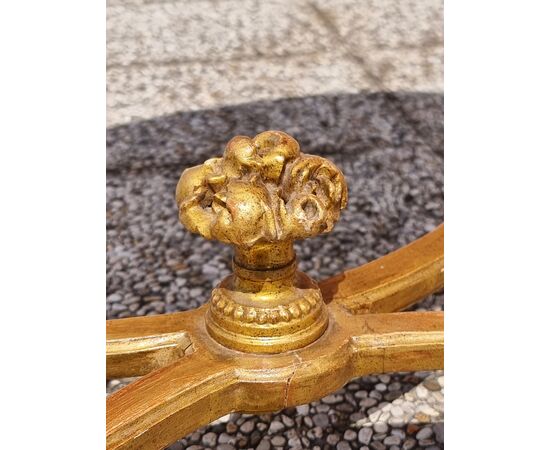 Tavolino francese in legno dorato, stile Luigi XVI, fine Ottocento