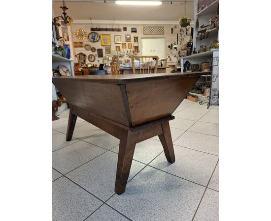 Madia in noce H 65 142,5 x 65