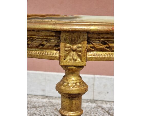 Tavolino francese in legno dorato, stile Luigi XVI, fine Ottocento