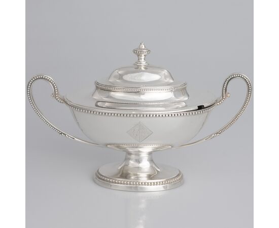 Coppia di zuccheriere con coperchi in argento sterling Giorgio III, Thomas Chawner, Londra, 1783
