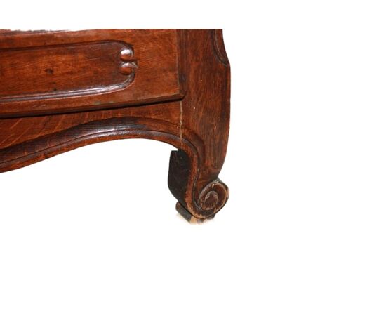 Grande Angoliera Stile Provenzale in Legno di Noce con 4 Ante e 2 Cassetti