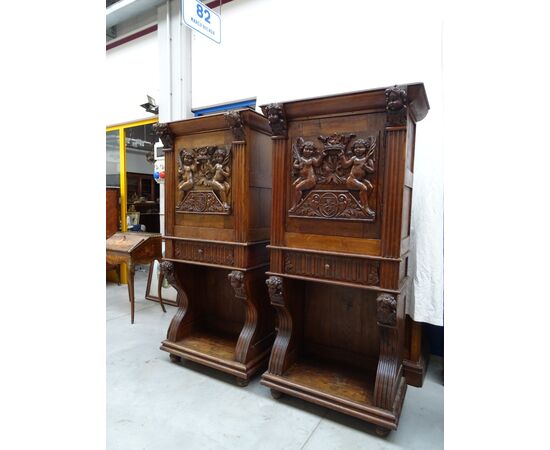 Coppia di credenze in rovere scolpite XIX sec. Francia