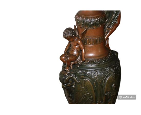 Vaso ad Anfora Francese in metallo del 1800 con Figure